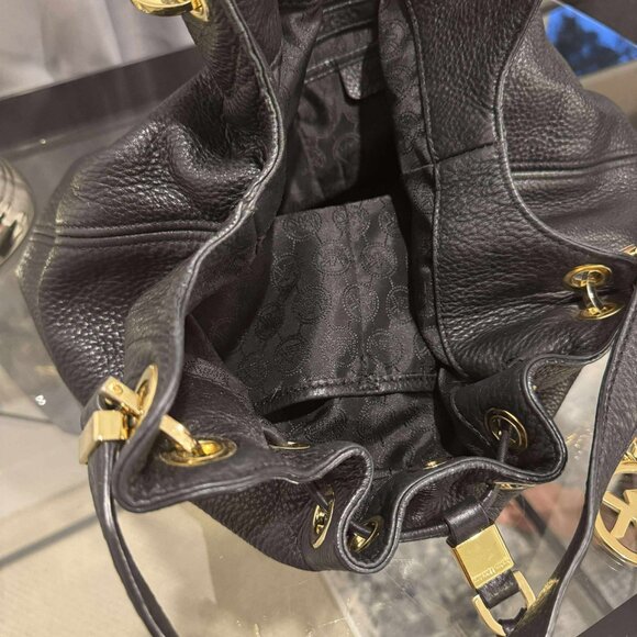 Handbags and Shoulder Bags (Michael Kors, Coach & Guess) - Picture 2 of 9